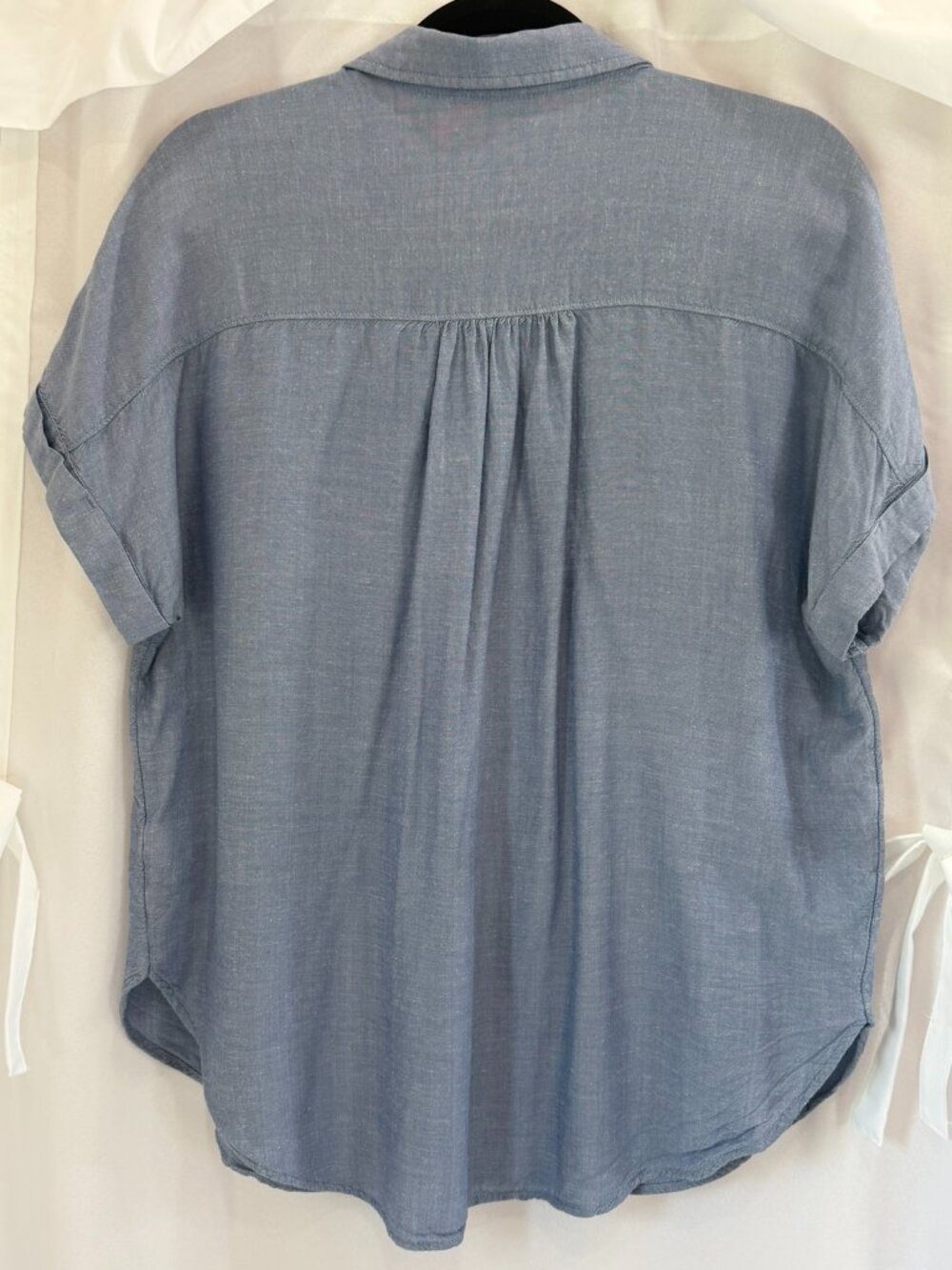 Chambray ShortâSleeve ButtonâUp â Size Large (12/14) - Picture 15 of 16